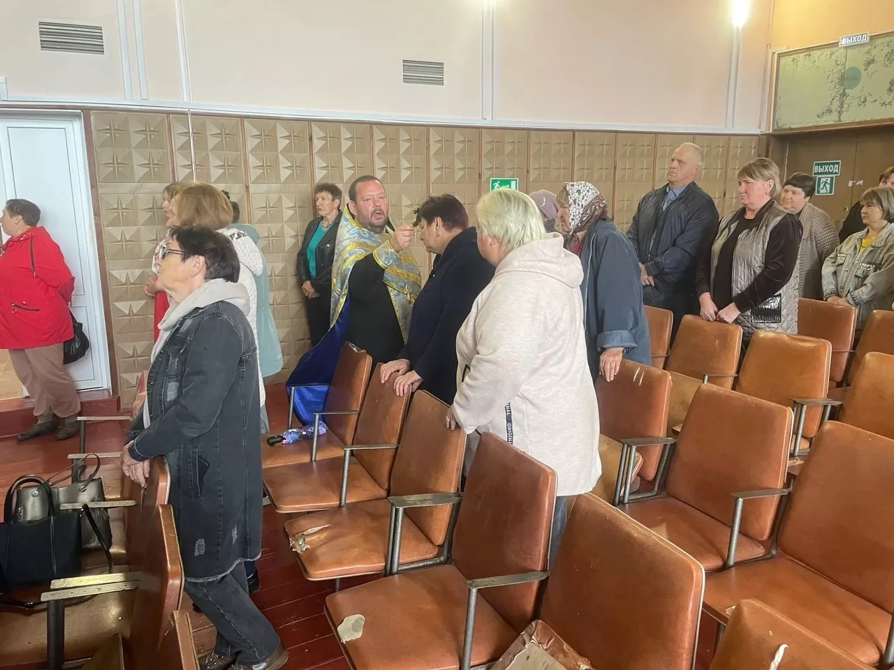 В день Рождества Пресвятой Богородицы жители и гости села Лотаки Красногорского района молитвенно почтили День села В день Рождества Пресвятой Богородицы жители и гости села Лотаки Красногорского района молитвенно почтили День села